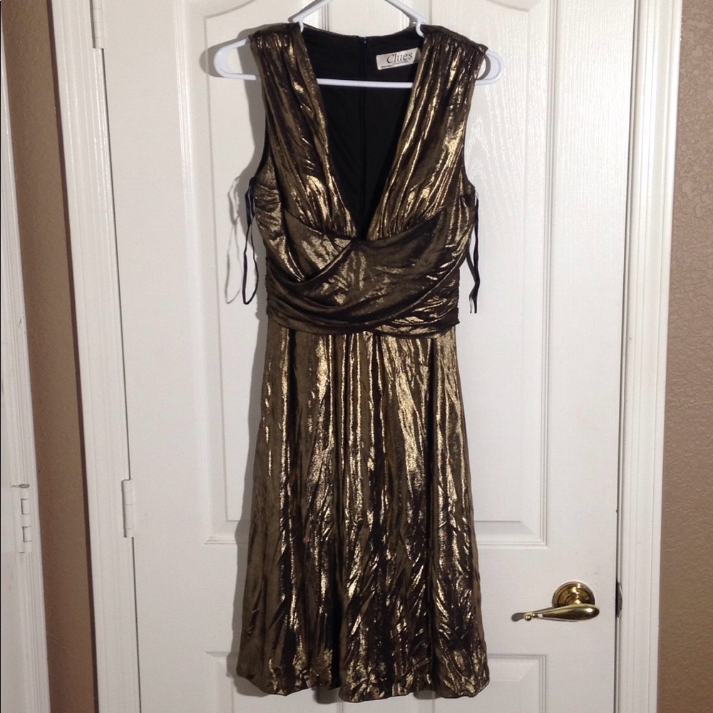 FINAL MARKDOWN VINTAGE Women's Clues Col. Liquid Gold Cocktail dress